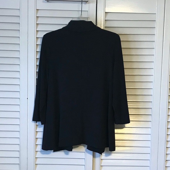 Elegant Black Women's Jacket - Picture 3 of 6